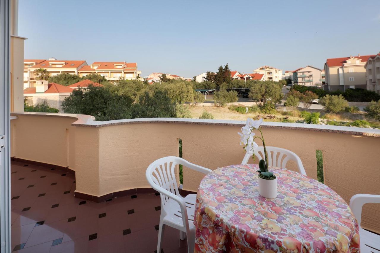 City Pool Apartments نوفاليا المظهر الخارجي الصورة