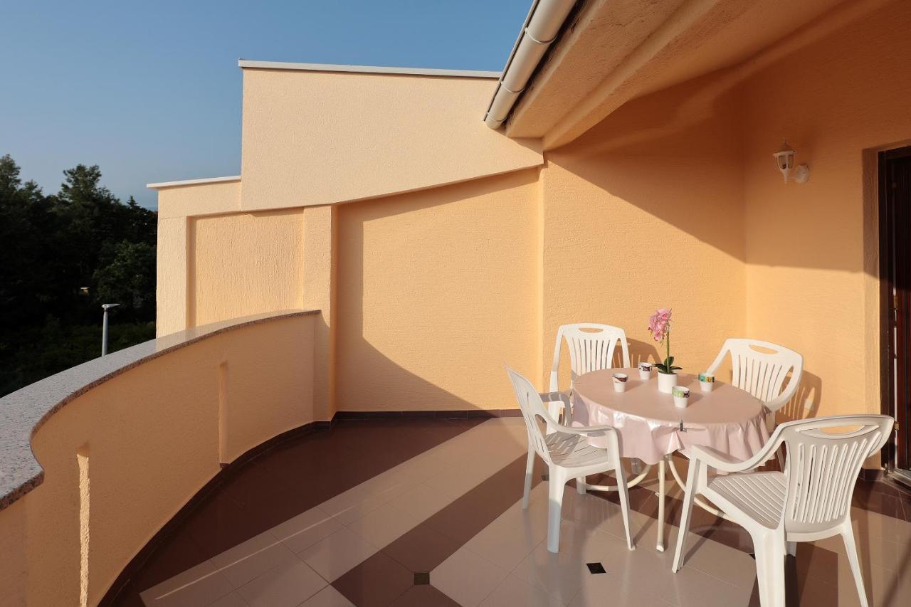 City Pool Apartments نوفاليا المظهر الخارجي الصورة