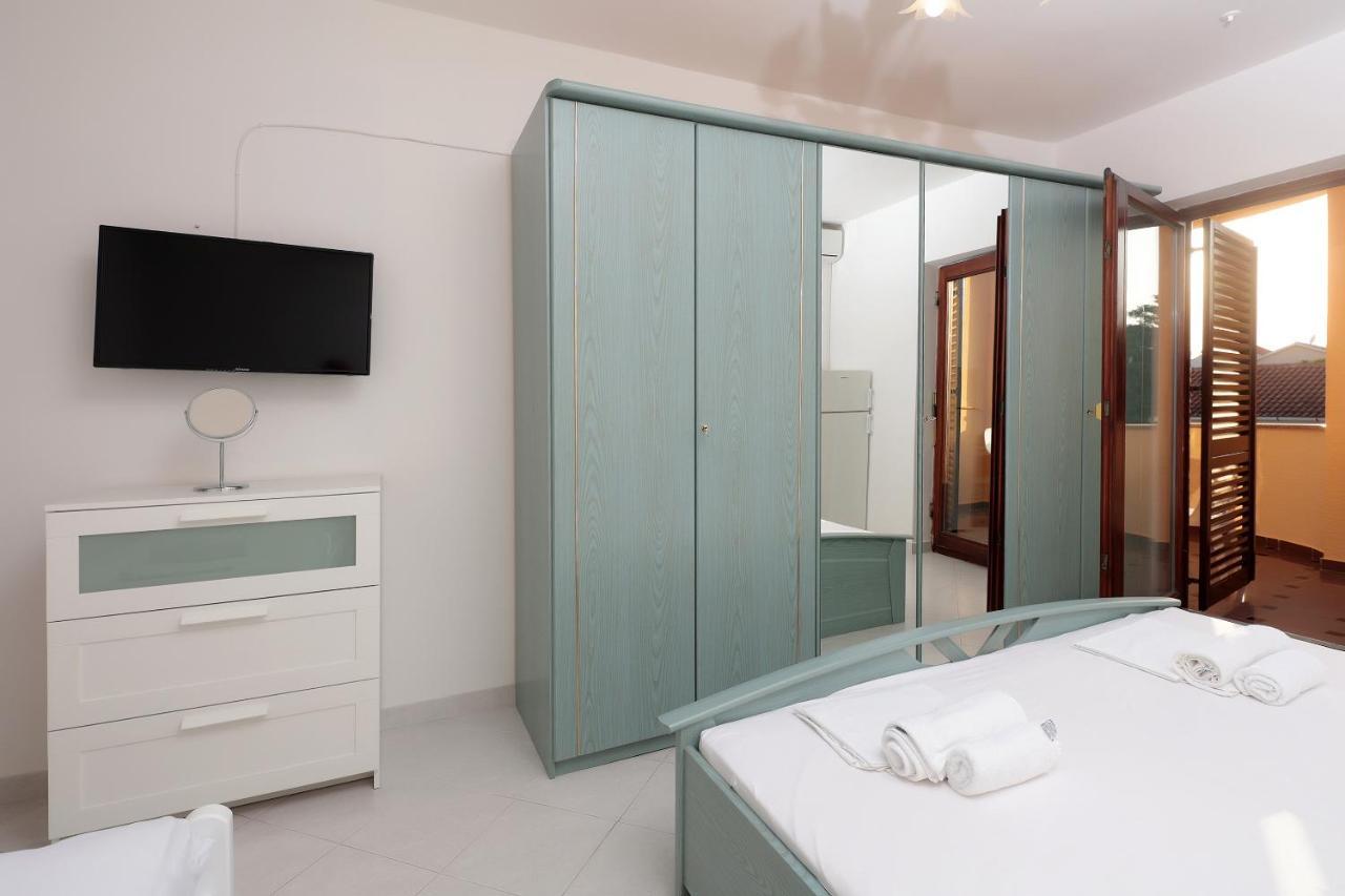 City Pool Apartments نوفاليا المظهر الخارجي الصورة