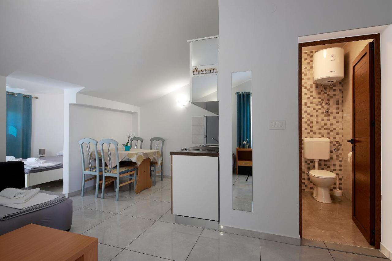 City Pool Apartments نوفاليا المظهر الخارجي الصورة