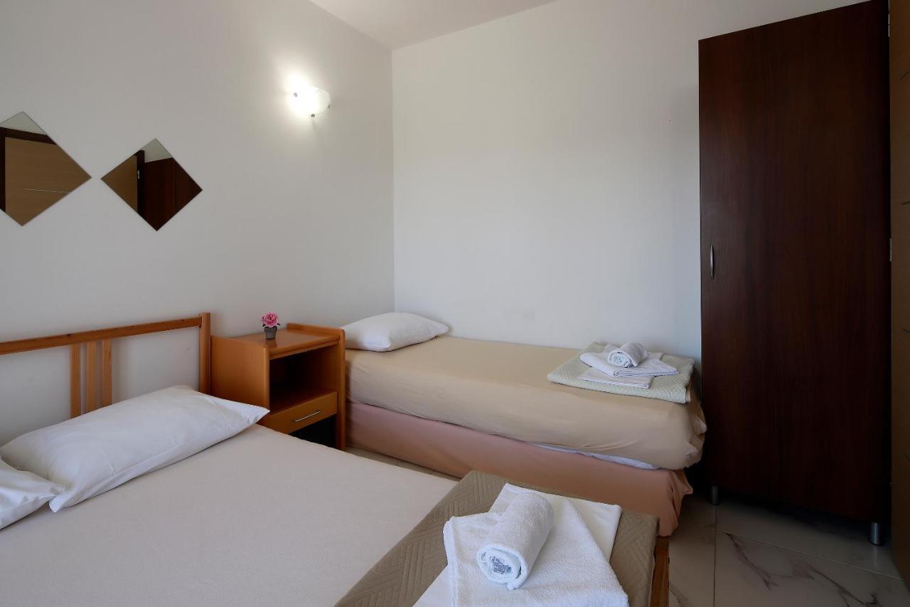 City Pool Apartments نوفاليا المظهر الخارجي الصورة