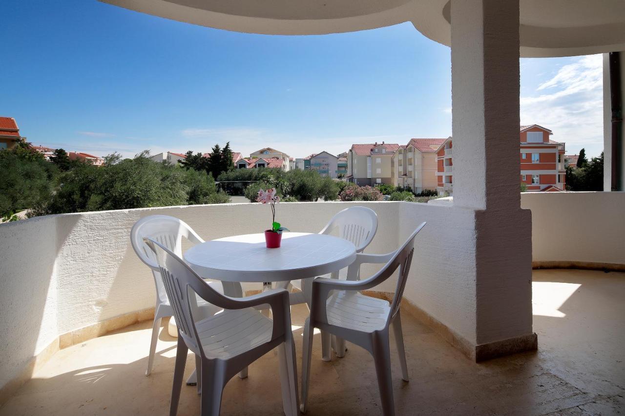 City Pool Apartments نوفاليا المظهر الخارجي الصورة