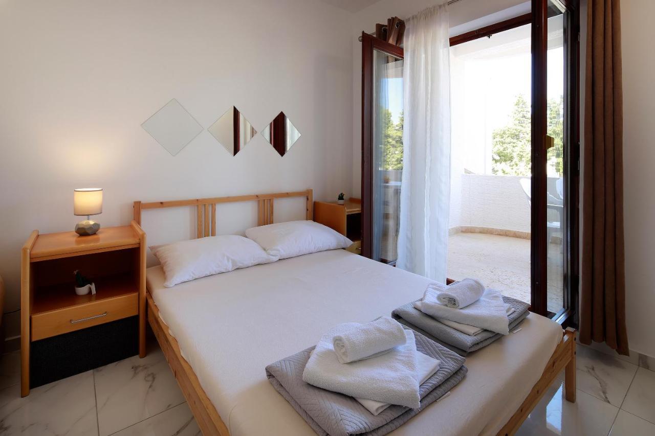 City Pool Apartments نوفاليا المظهر الخارجي الصورة
