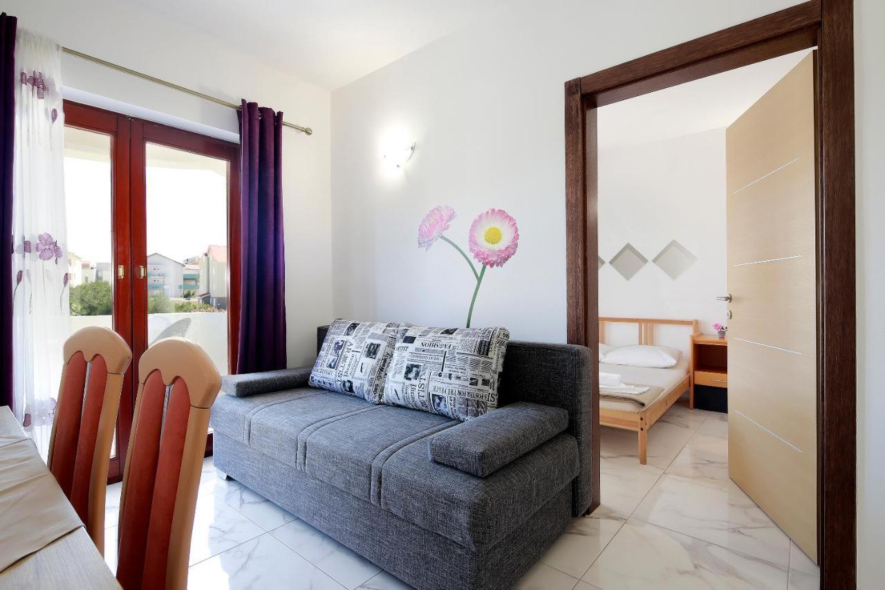 City Pool Apartments نوفاليا المظهر الخارجي الصورة